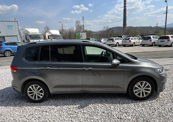 Volkswagen Touran cena 84997 przebieg: 119123, rok produkcji 2018 z Działoszyn małe 172